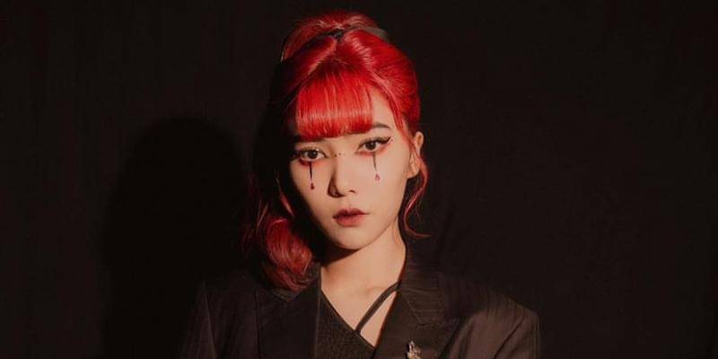 Instagram.com/isyanasarasvati